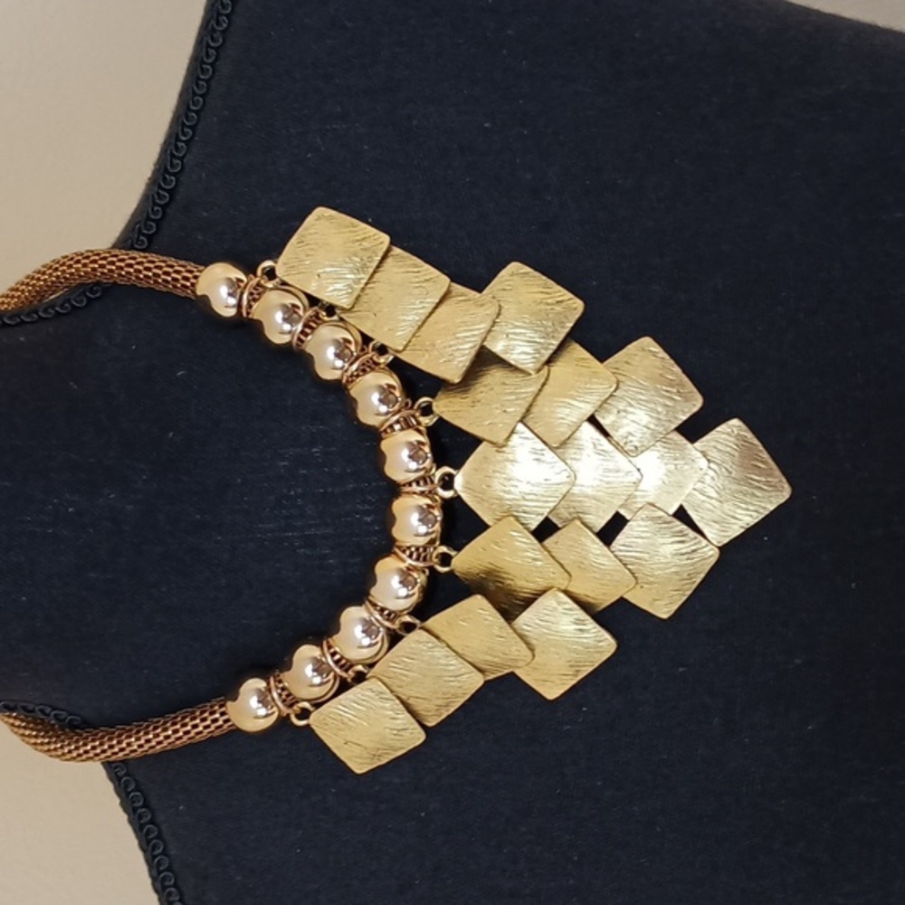 Necklace & Earring Set